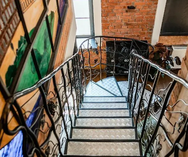 Redcity Loft 25 דירה ז'ירארדוב